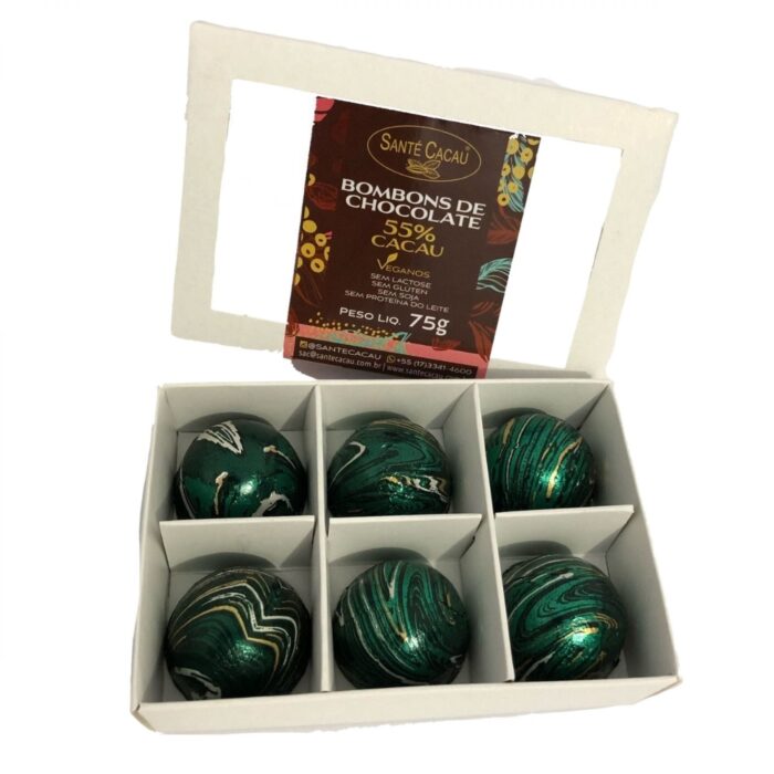 Caixa com 6 bombons pistache 55% cacau (75g) Chocolates Vegano Caixa com 6 bombons de pistache e chocolate 55% cacau. Veganos, Kosher e sem lactose.